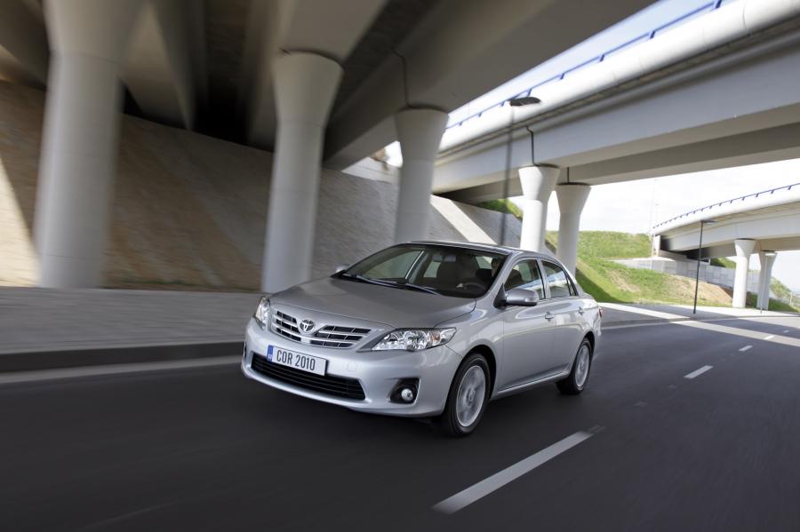  Toyota Corolla 2011 года  (фото 44 из 76)